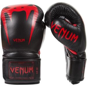 imageVenum Giant 30 Boxing Gloves  Nappa LeatherBlackRed